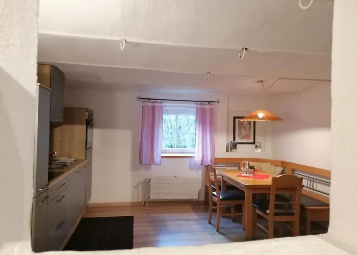Dornroeschen Appartement Weißensberg
