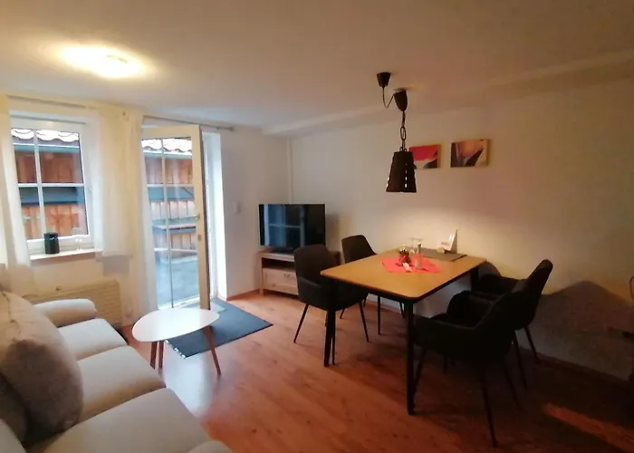 Dornroeschen Appartement Weißensberg